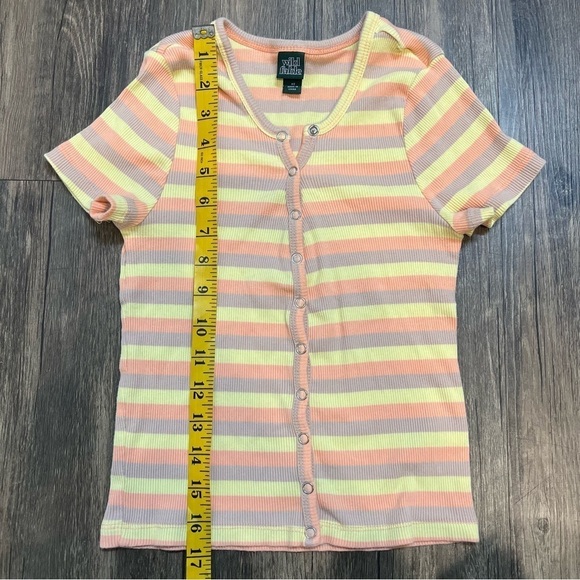 Women’s Striped Colorful Short Sleeves Top Size XS - Picture 8 of 8